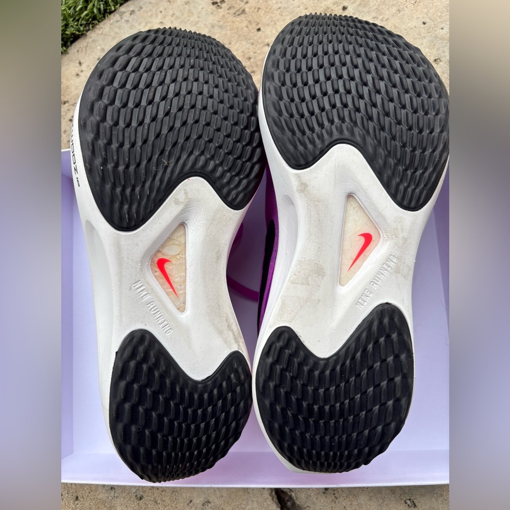 Nike Women's Zoom Fly 5 Purple Running Shoes - Picture 5 of 7